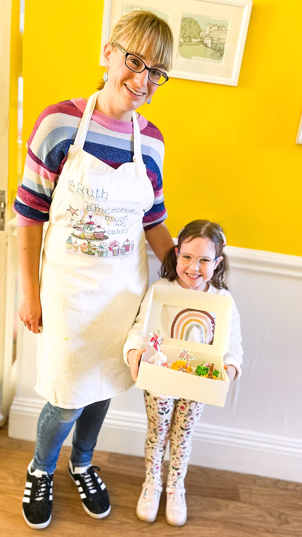 Ruthie's Cupcakes - Cake Decorating Class for Children